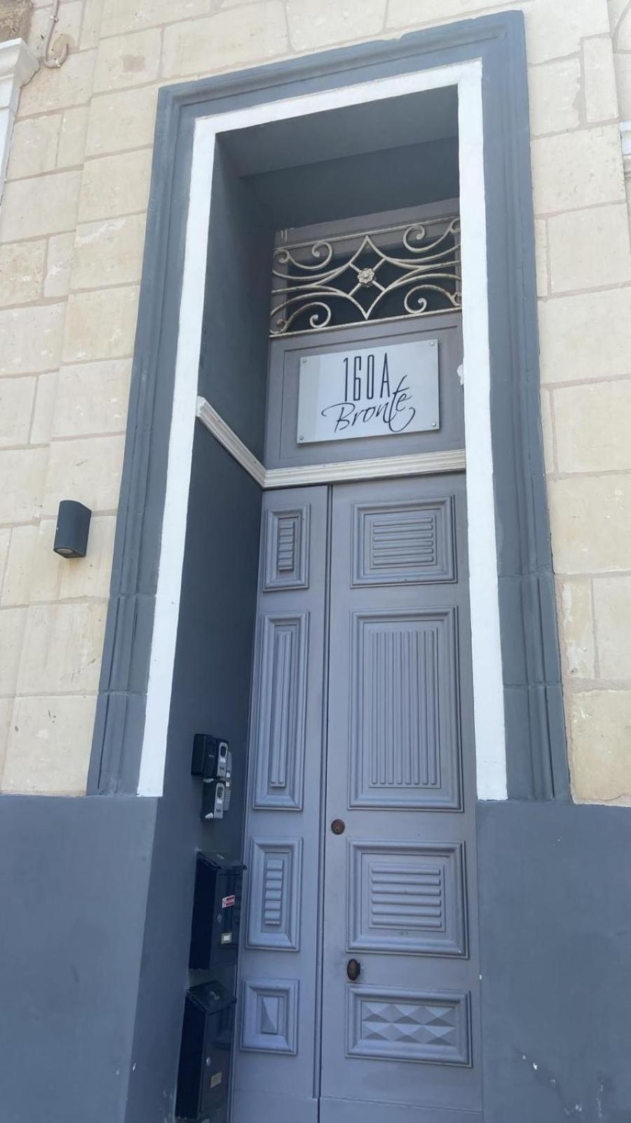 Sliema Distant Seaview Penthouse Apartment Exterior photo